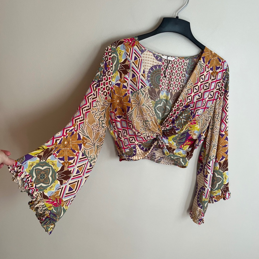 Zara Patchwork Print Boho Twist Front Cropped Bell Sleeve V-Neck Hippie Festival - Picture 2 of 8